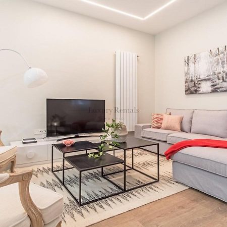 Experience The Best Of Madrid! Gran Via Apartment For 6, Comfort And Style In The Heart Of Chueca III Bagian luar foto
