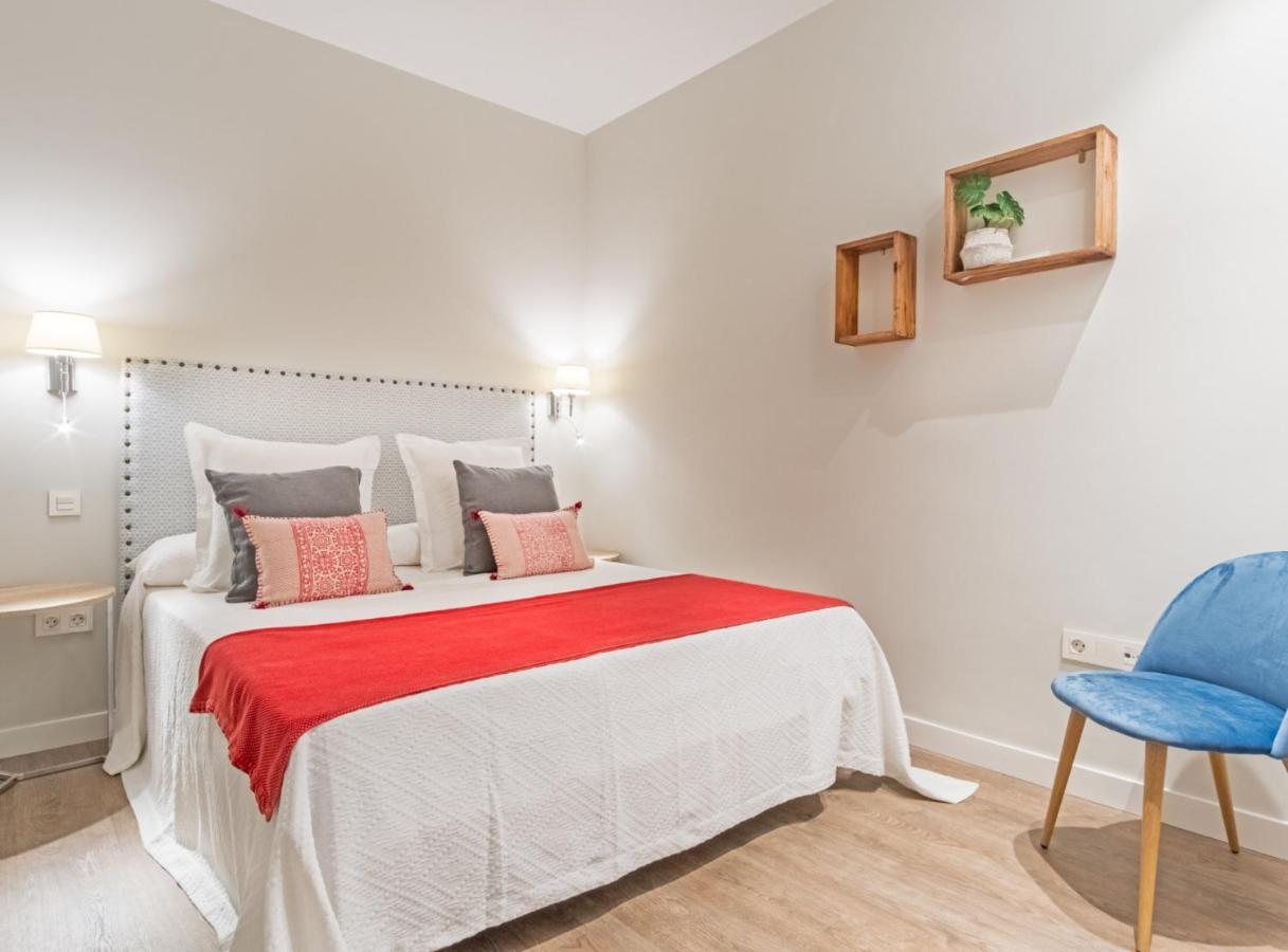 Experience The Best Of Madrid! Gran Via Apartment For 6, Comfort And Style In The Heart Of Chueca III Bagian luar foto