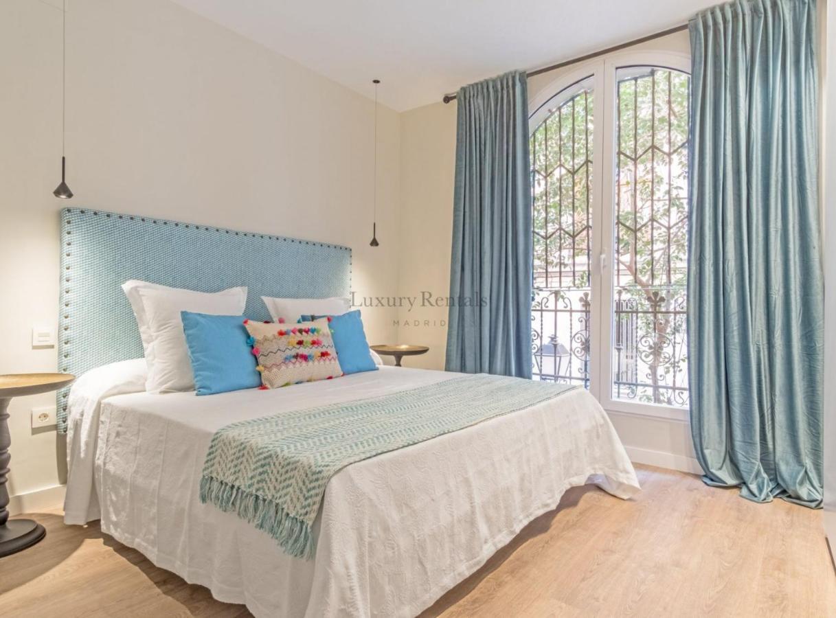 Experience The Best Of Madrid! Gran Via Apartment For 6, Comfort And Style In The Heart Of Chueca III Bagian luar foto